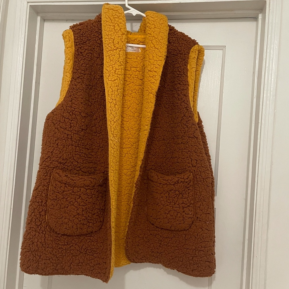 Women jacket super warm, like new!